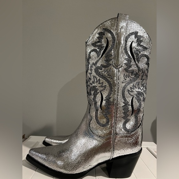 Jeffrey Campbell Dagget Western Silver Metallic Cowboy Boots Free People New - Picture 6 of 8